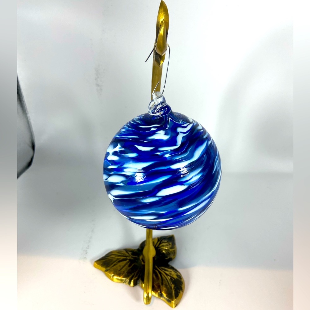 Vintage Dark Blue with White Swirl Ornament Glass, Perfect Condition ,Pre-Owned.